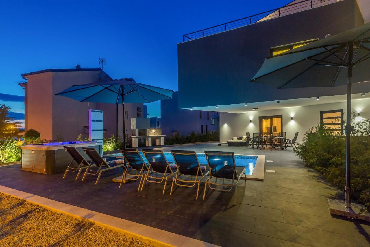 Luxury Apartment Noa Njivice Exterior foto