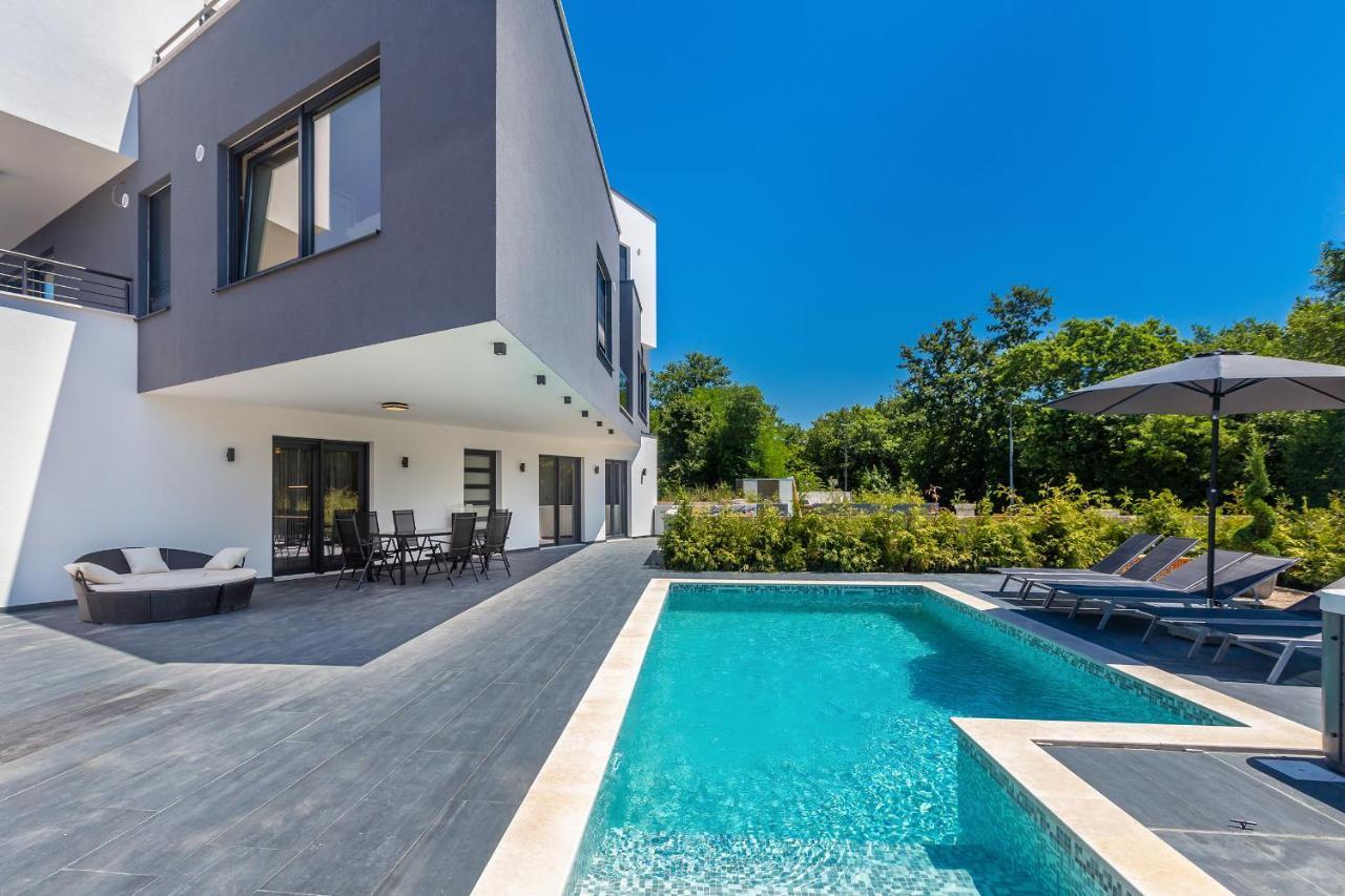 Luxury Apartment Noa Njivice Exterior foto