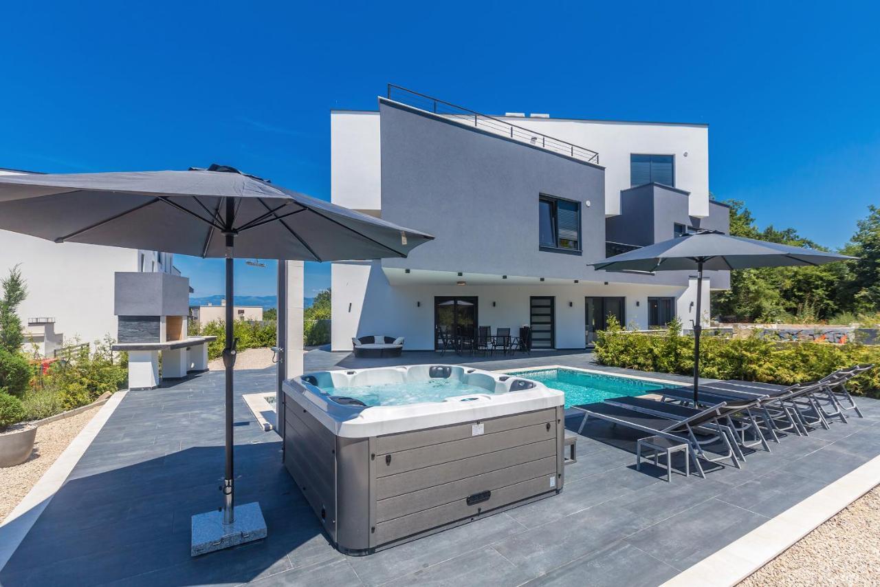 Luxury Apartment Noa Njivice Exterior foto