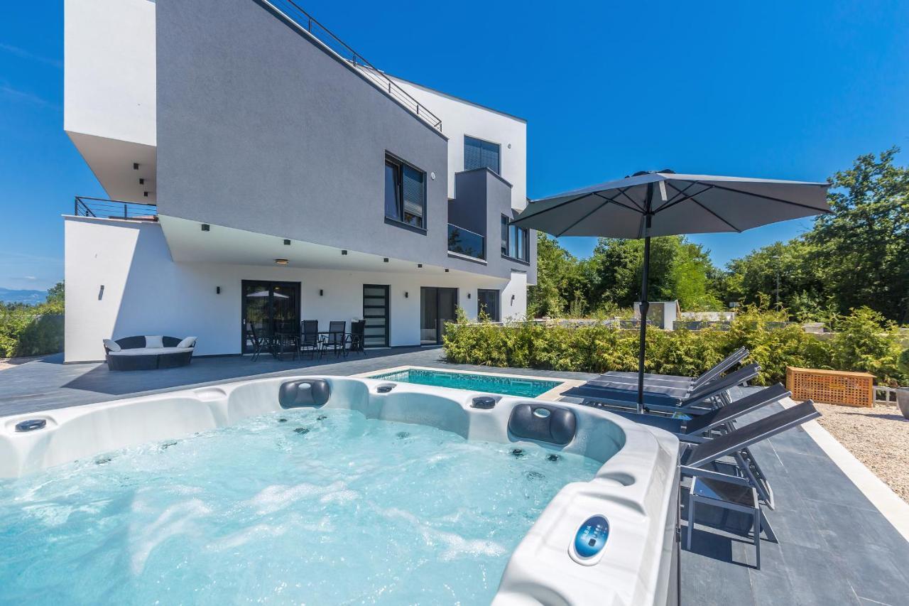 Luxury Apartment Noa Njivice Exterior foto